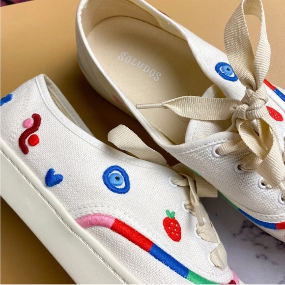Soludos Marin Embroidered Rainbow White Sneakers Size 9 - Picture 3 of 10